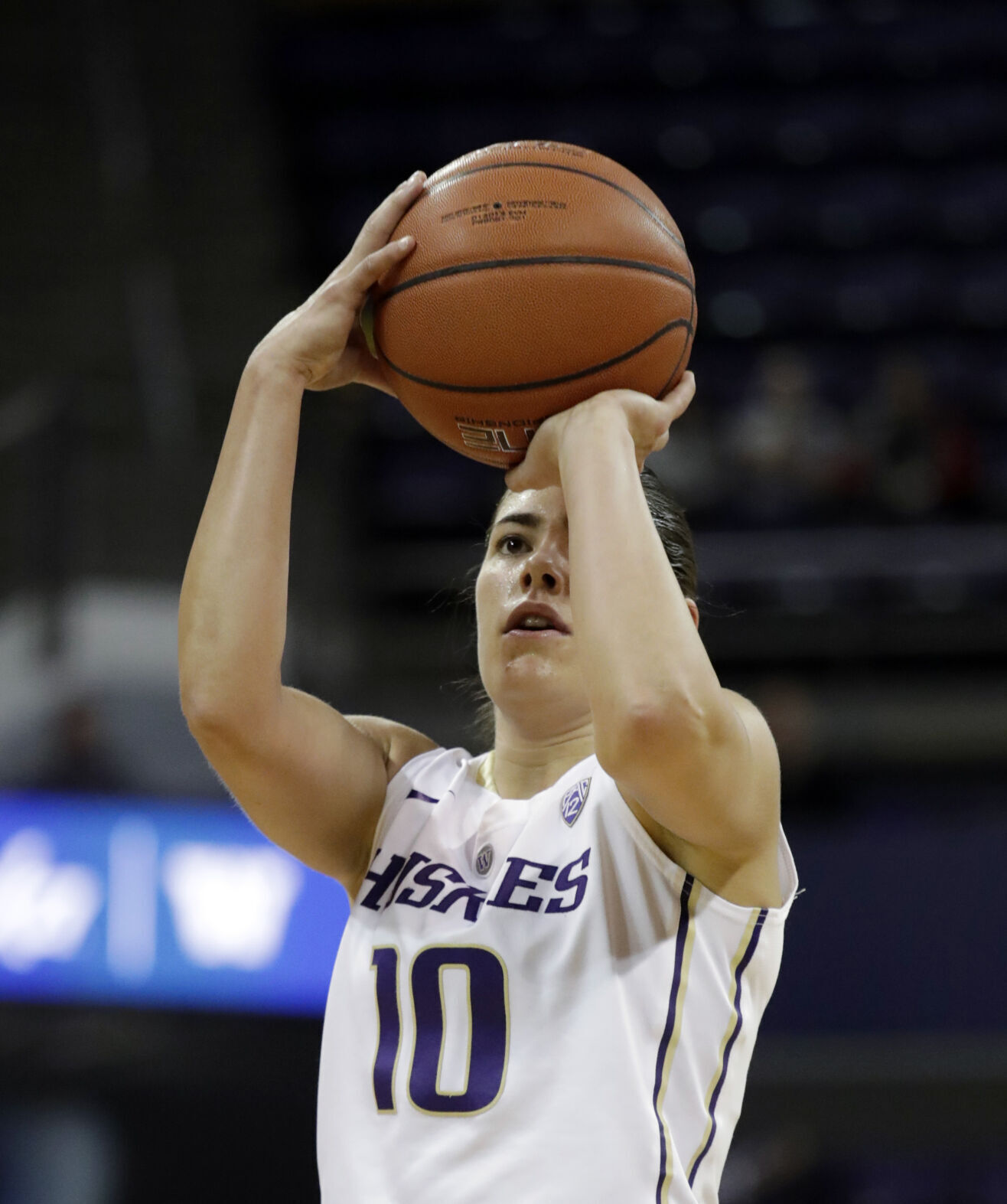 2017: Washington's Kelsey Plum becomes 12th player in women's basketball history to top 3,000 points